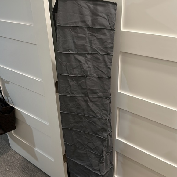 Storage Pockets - Picture 6 of 12